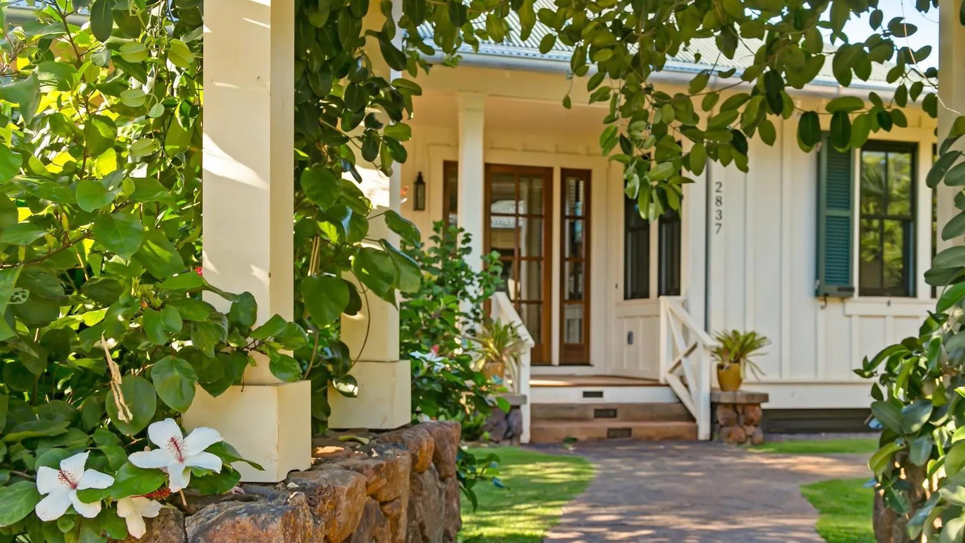 Spacious 3 Bed 3.5 Bath Cottage In Poipu Koloa Verenigde Staten